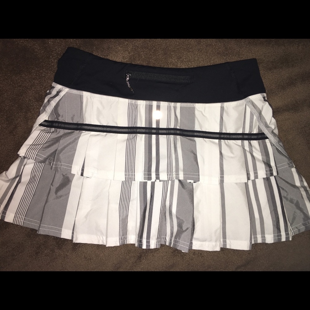 Lululemon exercise skort